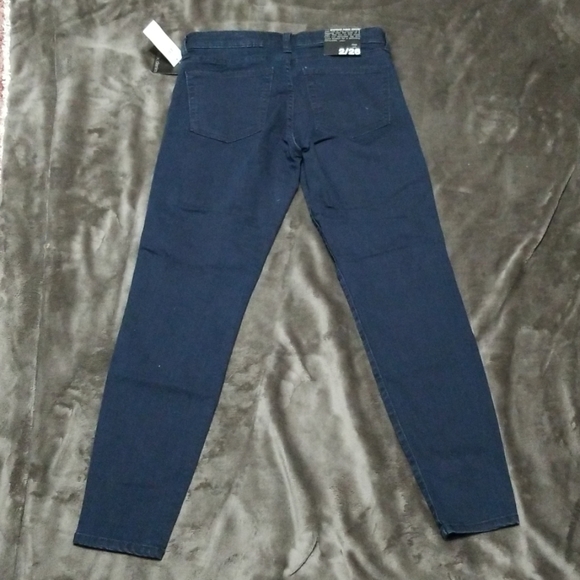 GAP PREMIUM SUPER SKINNY DARK WASH STRETCH JEANS - Picture 7 of 7